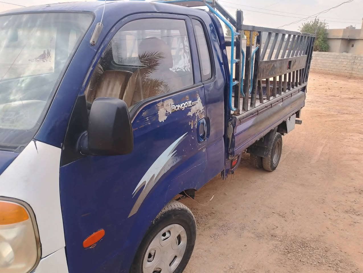 كيا موديل 2005 محرك 2700
كهربائيات شاصي شرط وكير ومحرك شرط الباقي شوف العين بيها خياسات بالدوسات 

السعر 50مجال قليل 

رقم صدامي
الاتصال ***********
