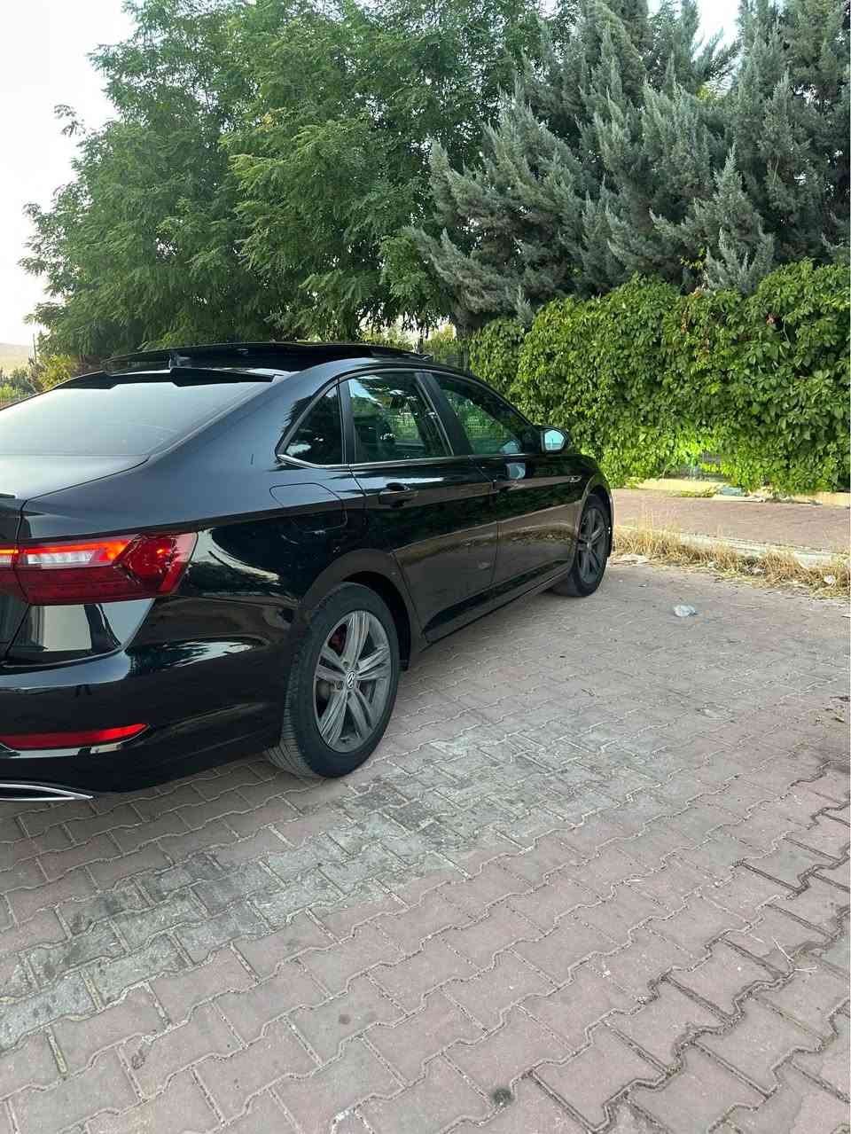 VOLKSWAGEN JETTA , 2020

فولكس فاجن جيتا 

S/R-LINE

موديل. 2020
اللون أسود
الرقم اربيل 
فول فول /فقط گير عادي 
بانوراما
الضرر فقط بونيد بدون شواصي ١٠٠/١٠٠
بصمه + كشن جلد و 4 كشنات تدفئه +استيرن هيتر 
تنزيل جام و رفع الجام و البانوراما عن طريق الريموند كنترول 
ويل كروم
رقم سنويه جديد 
مكان دهوك - عقرة 
السعر 118 و مجال بسيط
موبايل *********** اكر, نينوى
