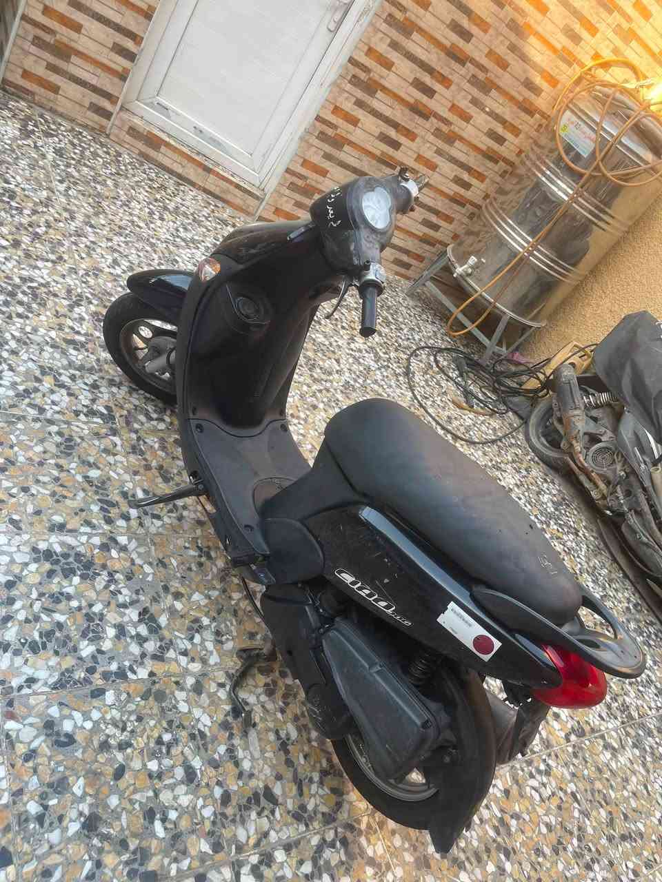 دراجه فله بلاديه مابيه نقص دراجه جاهزه ختم واحد مكينه بلاديه وتخبل أوراق جاهزه سعره ٤٥٠
مكان العبيدي
***********
