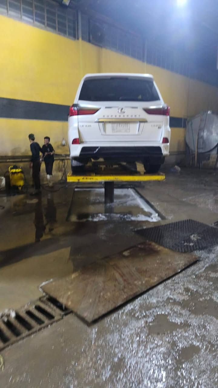 محطه للبيع مكونه من اربع جكات وتبديل دهن وبنجر كله درجه اوله بغداد الرصافة منطقة العماري ايجار الجملون مليون وستميه ....سعر المحطه 80 وبيها مجال الاستفسار اكثر *********** ابو صالح اللامي
