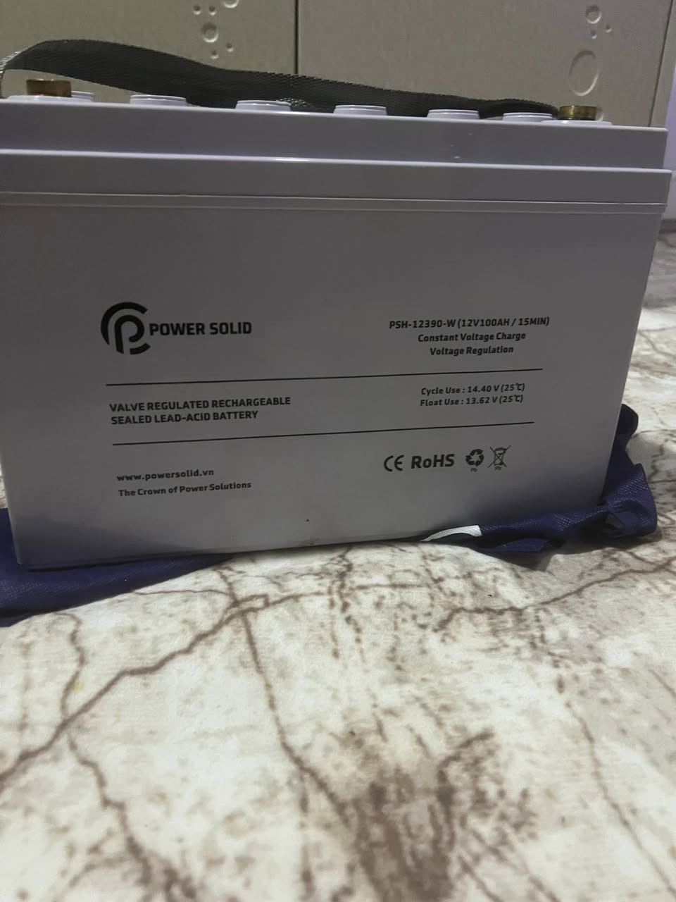 بطاريتان مستخدمات قليل اقل من شهرين مكاني موجود باربيل وتوصيل موجود ١٠٠ امبير ١٢ فولت سعر البطارية ١٠٠ الف ***********
