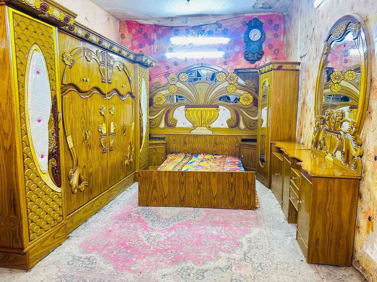 غرفه اخشاب سته ابواب ملحق صاج وكلش نضيفه وطبق لبصوره ومستعجل ع بيعتهة العنوان بغداد موجود واتساب  *********** السعر 650
