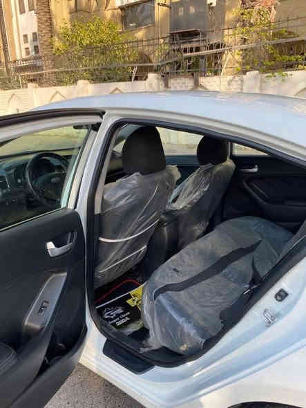 فورتي 2017
حادث خلفي بدون دواخل  بدون ايرباك وصارر بيهه طخه بصيطه بل جاملغ الخلفي الايمن ومصبوغ منه على كد شبر 

محرك سليم كير سليم كهربائيات كلهه شغاله 

شاشه كامره

لايت زنون 

تحكمات استيرن

باتري جديد

سنويه جديده الى 2029  شرط التحويل 

بغداد / الاعضميه      122$ وبيهه مجال جداً بسيط 

***********
