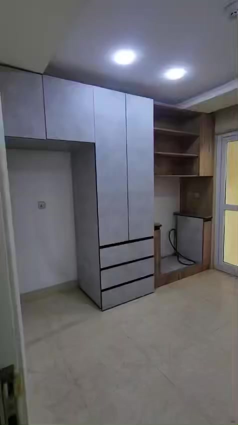 ئەم کەوانتەرە قیاسی ٧م
Mdf
بۆ فرۆشتنەوە
نرخی  ٥٠٠ هەزار
سلێمانی
Whatsup
***********
