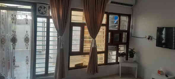 دار للبيع رقم بلديه اوراقه كامله 
مشمول بي قرار التمليك
عل شارع عريض خدمات فول
100 متر بي محل بناء نضيف 
حي الوحده مكان كلش هدوء 

سعر 37 بي مجال

الاستفسار مراجعة مكتب المدينه المنوره للعقار حي النصر قرب جامع المدينه المنوره 
***********
نستقبل جميع عروض بيع وايجار العقارات السكنيه والزراعيه
