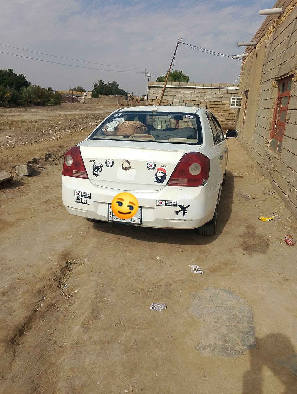 سياره جلي ام كي موديل 12 مكينه نضيفه وسدر جديد وطخم تاير باتري جديد رعيهه موجود السعر 30 وبيهه مجال  مكان الناصريه مركز رقم الهاتف ***********
