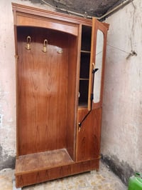 زاوية للبيع السعر 100 وبيه مجال للاستفسار واتساب او اتصال 07827209605