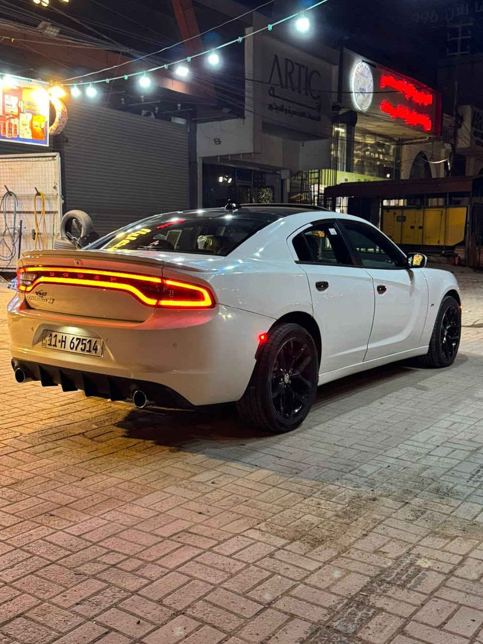 السلام عليكم
جارجر GT بلاس فول مواصفات خنك 

2018 استيراد خاص قماره سوده 

حادثه من امريكا بابتين وشويه من الجاملغ الخلفي بدون ايرباك بجم كبس 
السياره خير من الله نقص برغي مابيه جاهزه على آخر حبايه سياره بيه نصبه ماشالله احلا من صور منظومه تبريد طك كارتون نهايت الموسم جهزته مابيه نقص برغي 

ماشيه 99 

السعر 214$ وبيه مجال بسيط 
مكاني المنصور أو السيديه 
***********
