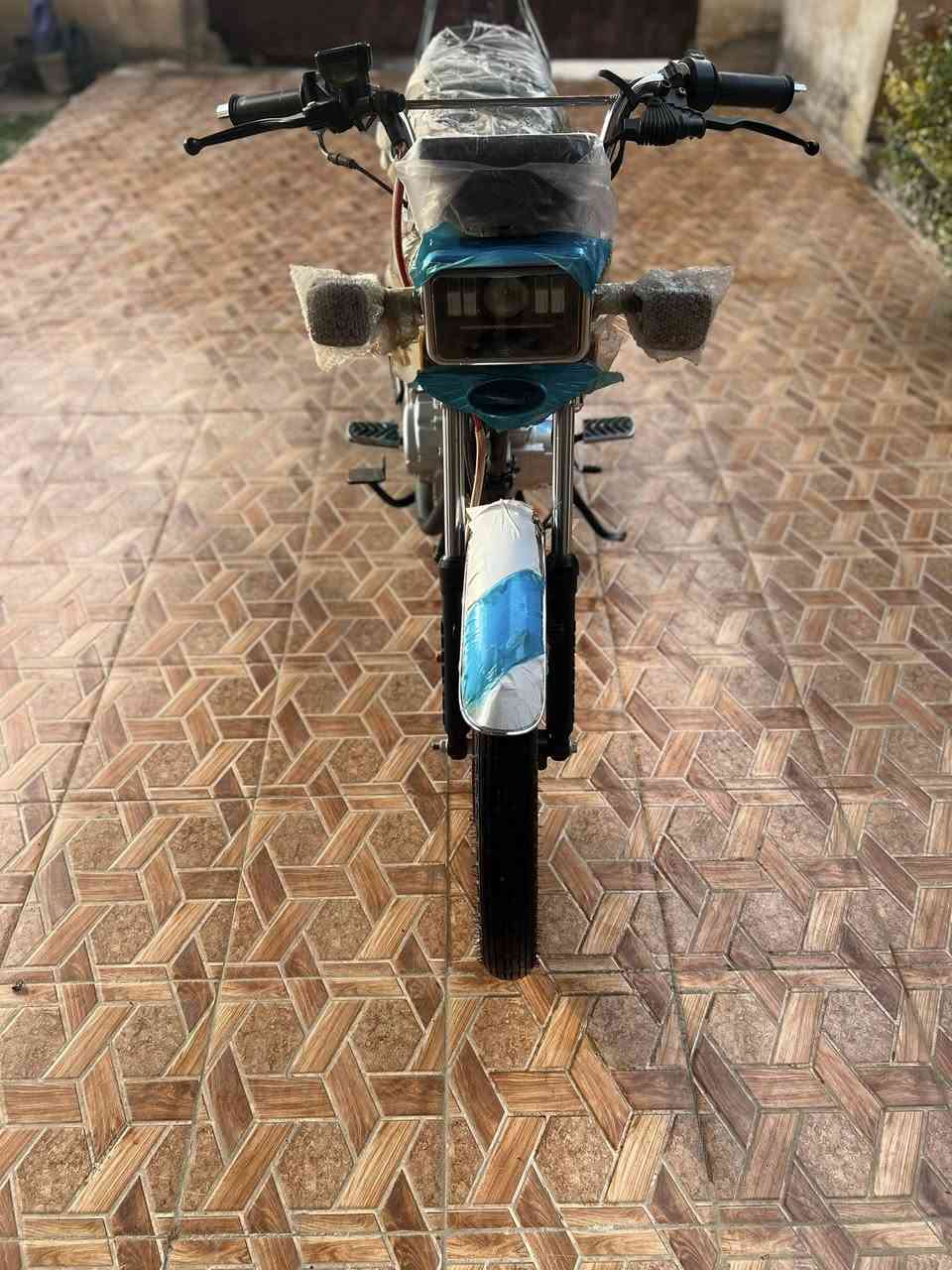 سلام عليكم دراجه تايكر البيع مديل 26مكفوله كفاله عمه سعر750وبيه مجال مكان ديالى خان بني سعد رقم ***********
