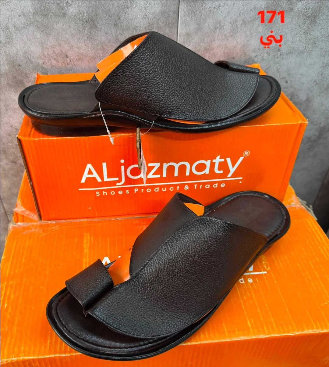 جمله فقط✔️
شحاطه جلد طبي خفيف درجه اولى
القياس 40-45
و42-45
سعر الكارتون 70الف 
تعبئة الكارتون 6زواج

للحجز واتساب👇
***********
