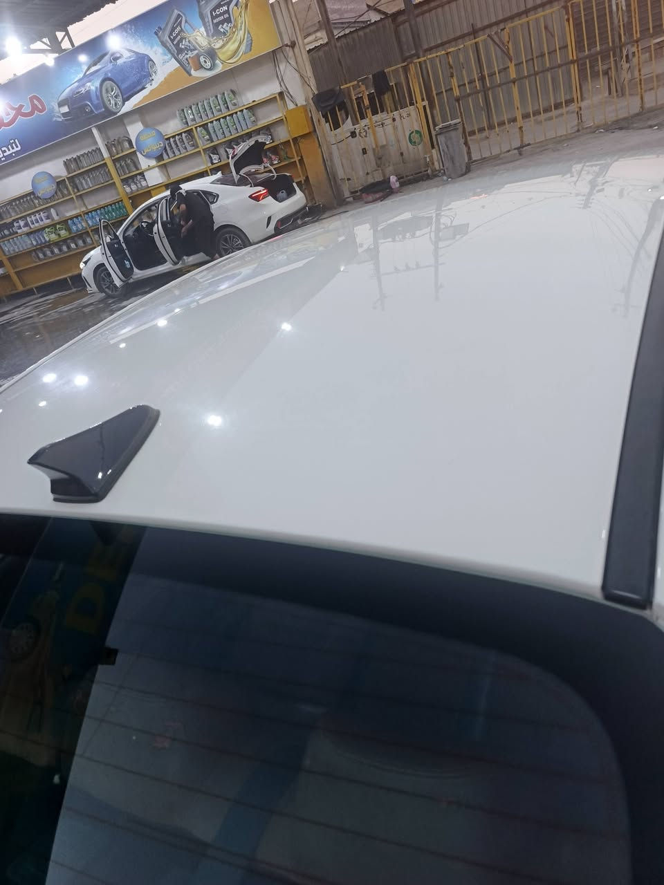السلام عليكم كيه فورتي وارد أمريكي مديل 2020 
حادث بسيط جاملغ وشويه من البنيد بدون دواخل 
كير محور أي تي ماشيه  66ميل 
مكاني بغداد العبيدي شارع عشرين 
سعر 135 وبيعه مجال بسيط 
رقم الهاتف ***********
