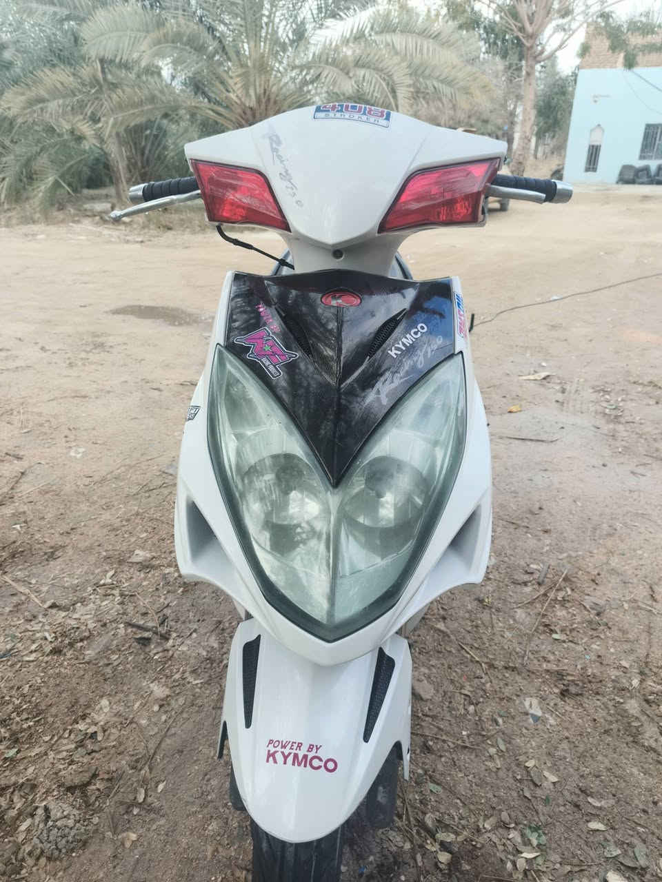 كامكو رايسنك ١٥٠  دراجه جاهزه من تاير لتاير وحلوه نهضة ومشي خير من الله *********** تصل وبيك خير ودلل
