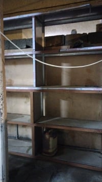 عارضات محل • ٦ قطع