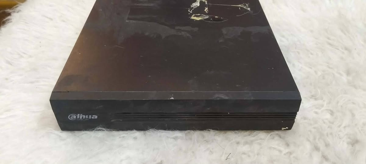 4كامرات نضيفات وشغالات
ب150 وبيهن مجال قليل
لعنوان دور النفط


**إذا كنت صاحب هذا الإعلان وتريد حذفه لأي سبب، رجاءا أرسل رسالة إلى الدعم الفني**