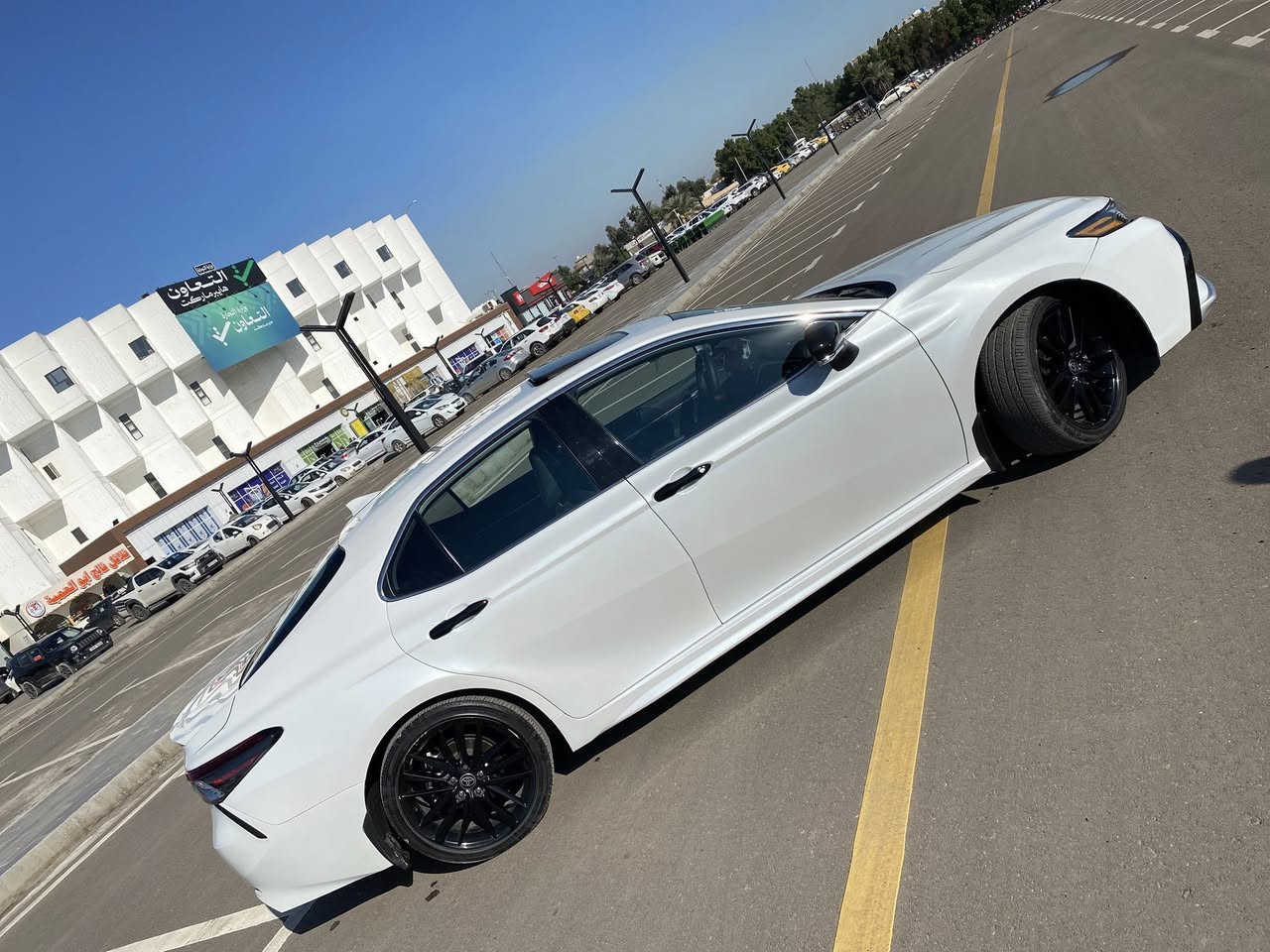 سلام عليكم كامري 2024 هايبرد وارد امريكي🇺🇸
المواصفات 
كامرة خلفية ماشية 31000 الف كيلو حقيقي 
رادر امامي بدون ايرباك السيارة
رادار خلفي
حسااس امامي خلفي 
حساس مرايات +هيتر
ويل 20 
تبريد قطعيتن 
كشنات تدفئة 
ستيرن تدفئة
ستيرن شفتات 
شاشة جبيرة
فتحة سقف سلايد
سستم سماعات
بصمة 
تشغيل عن بعد
وباقي الموصفات المعروفة سيارة جديدة صدرهة بلادي تخم تاير بلادي مالتهة 
ناعمة حيل وجديدة 
حادثهة بنيد فقط صبغ بدون تبديل 
بيهة مكانين بيدي ار مال تحميل وبس 
بغداد الشعب ***********
