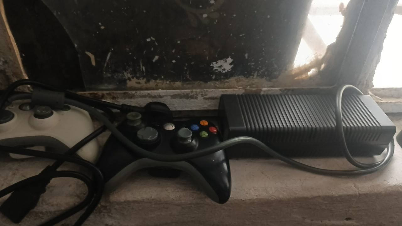 اكس بوكس 360 للبيع بيه عطل ما اعرفة شنو محولة ما ادري شنو العطلان بيه كامل ملحقاته السعر 50
وبيه مجال


**إذا كنت صاحب هذا الإعلان وتريد حذفه لأي سبب، رجاءا أرسل رسالة إلى الدعم الفني**