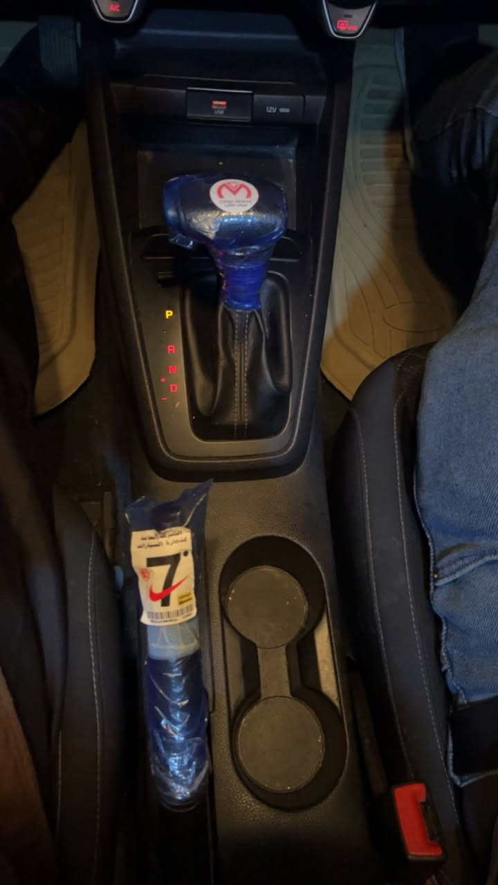 السلام عليكم
كيا ريو فيئة Lx  موديل 2021 وارد امريكي 🇱🇷

ماشية 78 ألف ميل 📯
محرك ٤سلندر حجم ١٦ دوش 
رقم اربيل  دولي رقم وهزة وسنويه جديد شرط التحويل 
❗️❗️ضررها تبديل بوند وباب سايق ونص باب خلف السايق

شاشة كار بلاي +تحكمات ستيرن +تبريد تدفئة شرط + بدون كابون +طخم تايرات جدد 

 ⚠️ملاحضة: بدون دواخل وشواصي + سونار فحص كامل 
 
 العنوان الموصل الجانب الايسر 

السعر مناسب تواصل عل رقم وتدلل

***********
