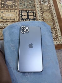 آيفون ١١ برو ماكس • ٦٤ • بطارية ٧٧٪