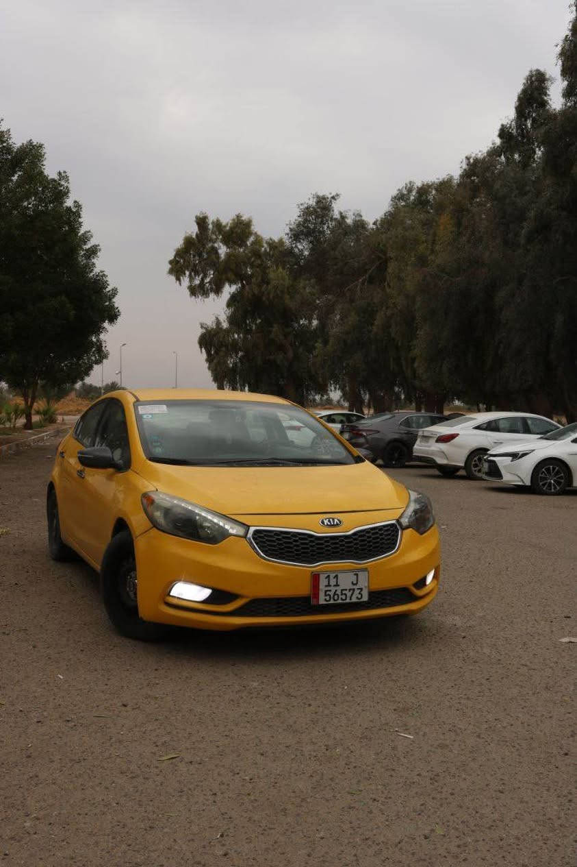 السلام عليكم

كيا فورتي 2014 تكسي 

محرك 2000 gdi منضومة غاز ايطالية L-gdi

كير مكينة مكفولات من فتح وتنقيص وتجفيت على وضع الشركة 

رقم بغداد الجديد باسمي 

السيارة نضيفة  وشواصيها الكدام مملعوب بيهن حادثها خلفي جاملغ وقبغ جنطة مبدل الباقي ليبل واحد ( بدون ايرباك حادثها)

زوج تاير جديد 

باتري جديد

عدسات led لايت نهار 

حاجب نهاري

عالي led وبلوجكترات هم لد 

تخم سماعات انفنتي وشاشة اندرويد ارقى نوعية ابل كاربلي

السيارة بيها نواقص بسيطة صدر امامي واذاين 

الصدر الخلفي جديد 

السعر 97 ورقة وبيها مجال بسيط للشراي

مكاني بغداد البلديات للاتصال 

*********** بغداد, العراق
