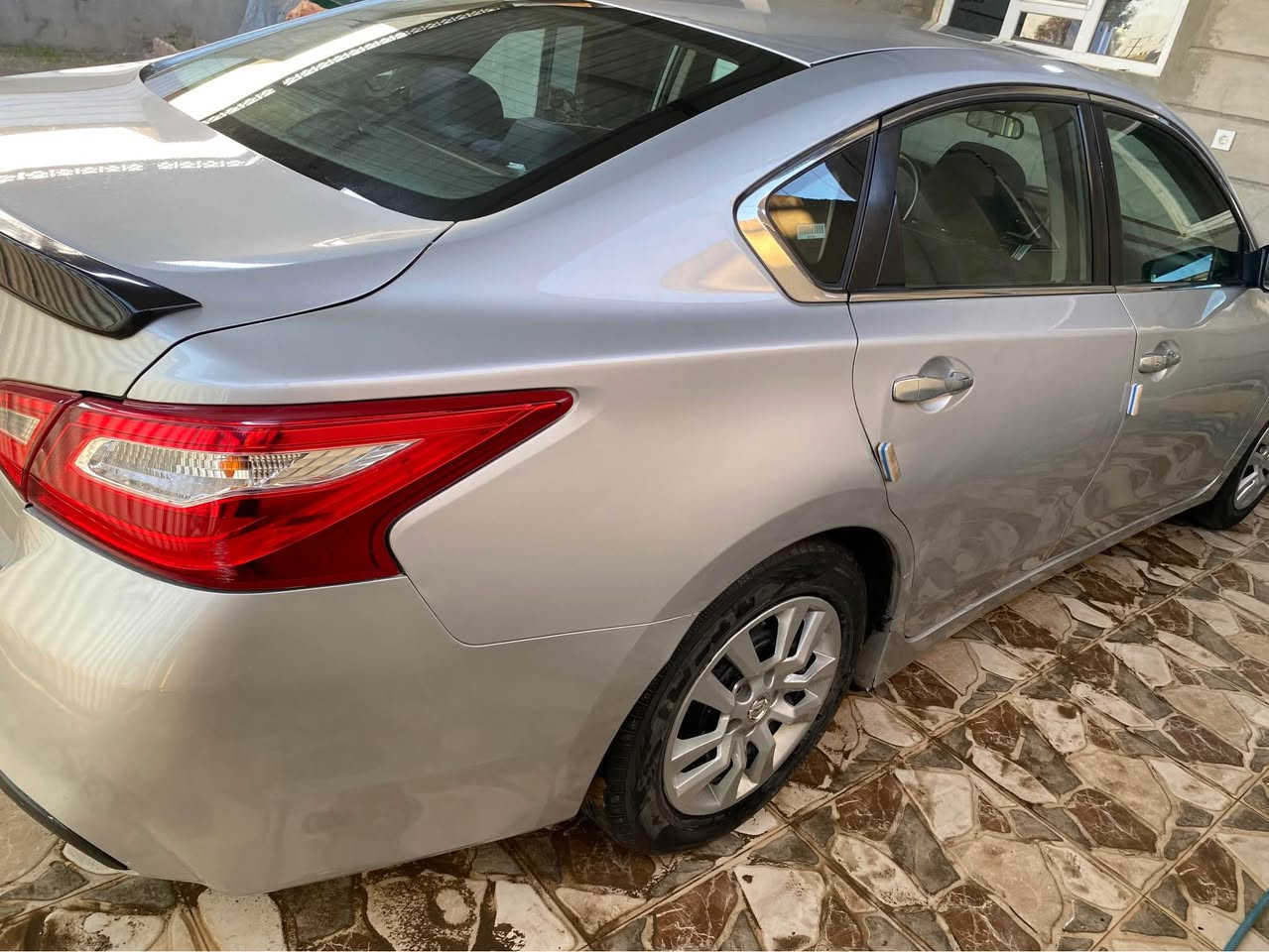 سلام عليكم 

التيما 2016  S
سياره بجم وخلف كبس 
كير ومحرك مكفول شرط 
رقم اربيل الجديد
شرط التحويل سنويه جديده

بيها صبغ باب سكن فقط قطعة وحده 

سياره نظيفة وحلوه تخم امامي مسويه جديد من دبلات وبولت وشمعات كلهن جديد

السعر 125 ورقه 
يرهم مراوسه ويه كورلا 2016/2017/2018
حسب الاتفاق كركوك, العراق


**إذا كنت صاحب هذا الإعلان وتريد حذفه لأي سبب، رجاءا أرسل رسالة إلى الدعم الفني**