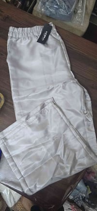 كيلوت نسائي • مقاس XL • توصيل