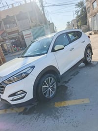 لبيع توسان 2016 خليجي  ماشي 130الف  السونار بل منشور كامل  مكانها بغدا...