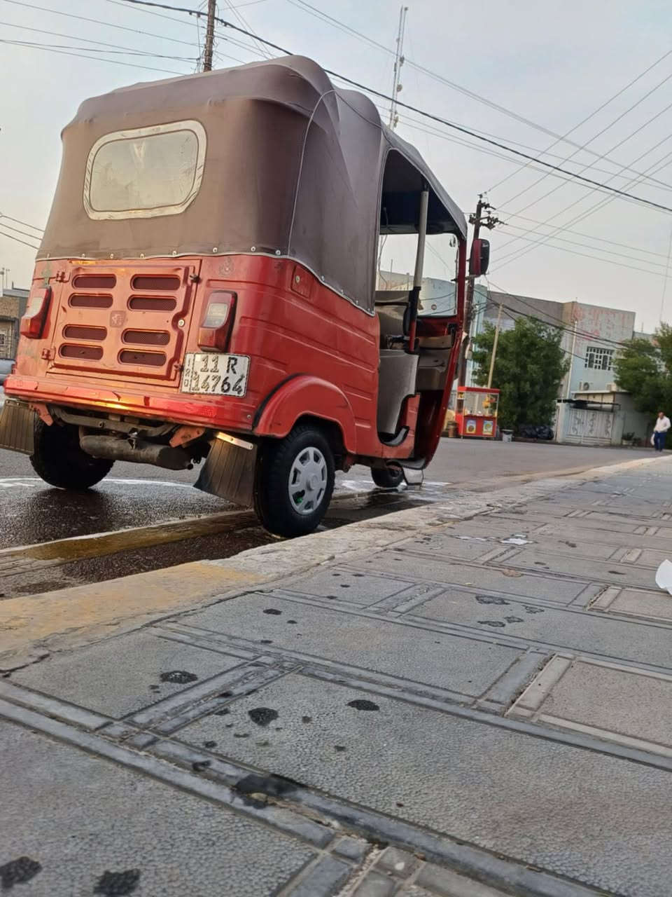 تكتك البيع موديل 2018رقم و سنويه السعر5800و بيه مجال انتصال عله الرقم ***********
