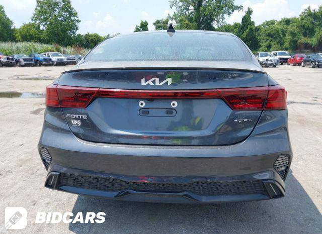 السلام عليكم للبيع كيا فورتي جيتي لاين 2023 فول موصفات 
عده الكشنات تدفه تبريد موصفات الجيتي لاين معروفه الحادث موضح بالمنشور تبدل بيه فقط بنيد جاملغ راجع نفسه السعر 138بيه مجال بدون رقم مكاني بغداد ***********
