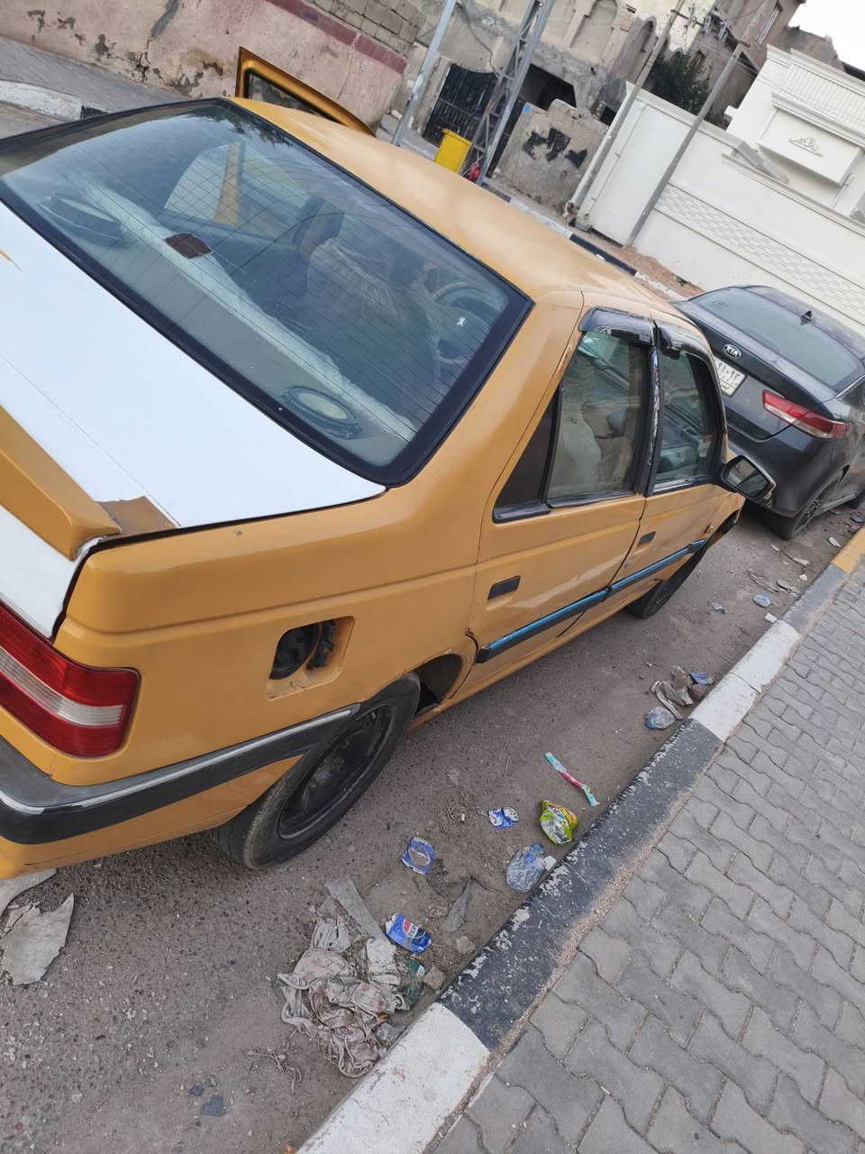 بيجو اكد موديل 16مصفره هيئه محرك كير تمام حداديه ونص شاشه كهربيات تمام ونص سعره 28 لاتصال على رقم ***********
