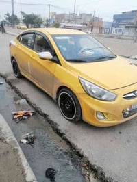 اكسنت كوري 2015 للبيع بدون ضرر بس بيها تلقيطات مال تاكسي فول تومتيك مح...