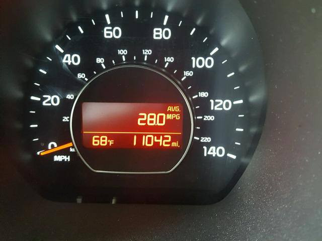 سيارة صول 2016 محرك 1600 GDI رقم بغداد للبيع ب110  ورقة ... للاتصال ***********/*********** .. سيارة مكفولة كير محرك والضرر موضح بالصورة باب بجانب السائق فقط .. وطخطخات بسيطة
