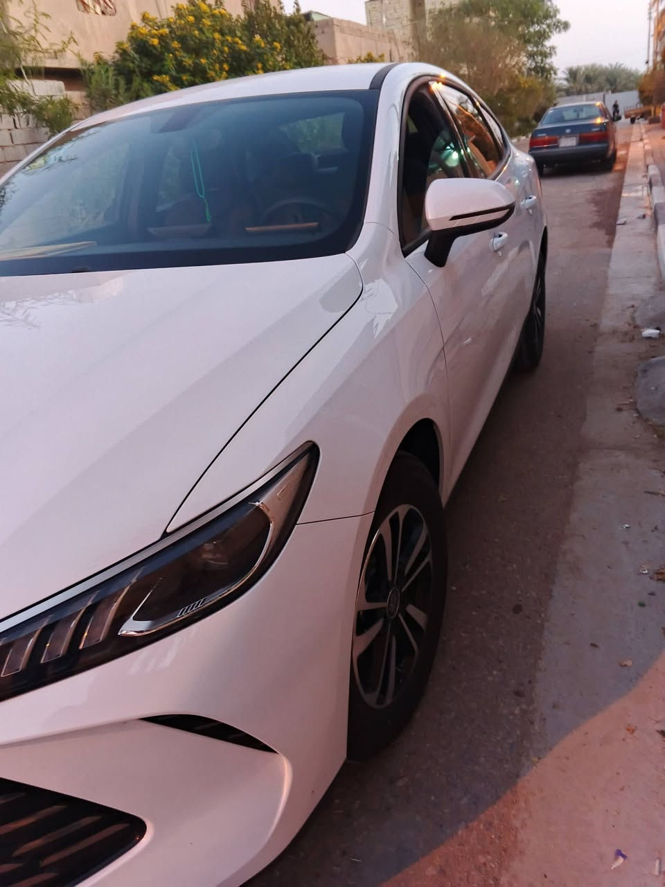 بي واي دي لبيع مديل 2025 ماشيه 2000/***********البصره الهارثه
