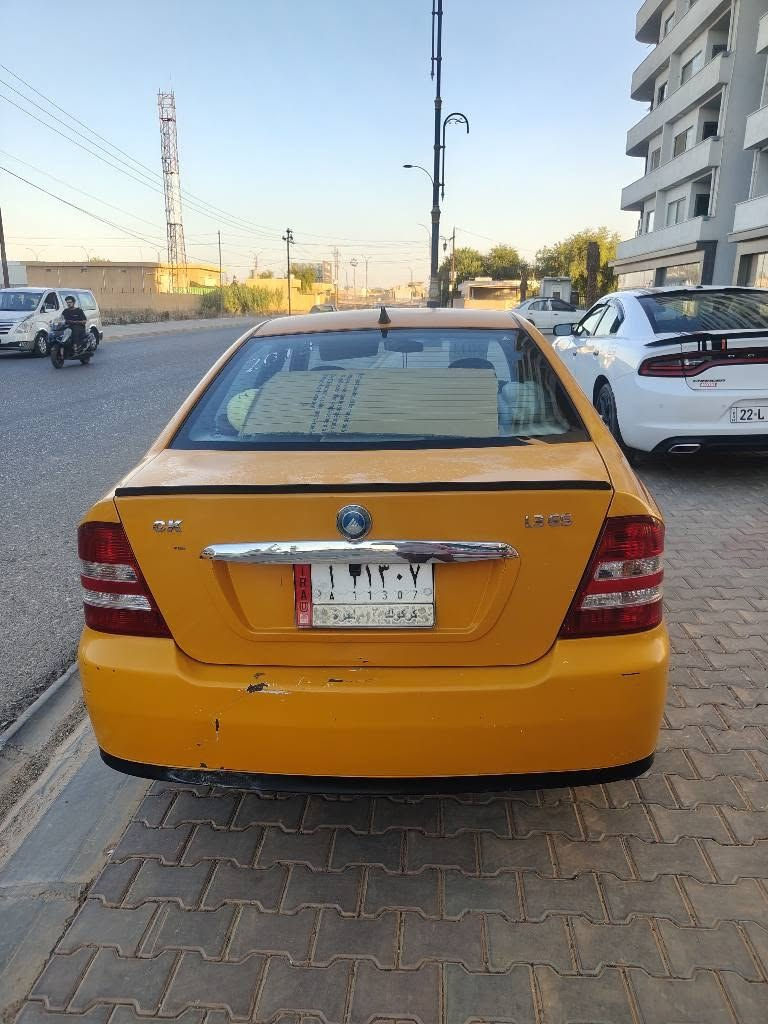 جیلی سی کی 
مۆدێل ٢٠١٣
گێر و مەکینە بەشەرت 
نقابە سفر
پیتاقەی بەنزینی هەیە
سەنەوی بەسەر چووە بەشەرت تەحویل و خرامە
سعر ٣٥ گەڵا و مەجال
ڕەقەم *********** دكوك, كركوك
