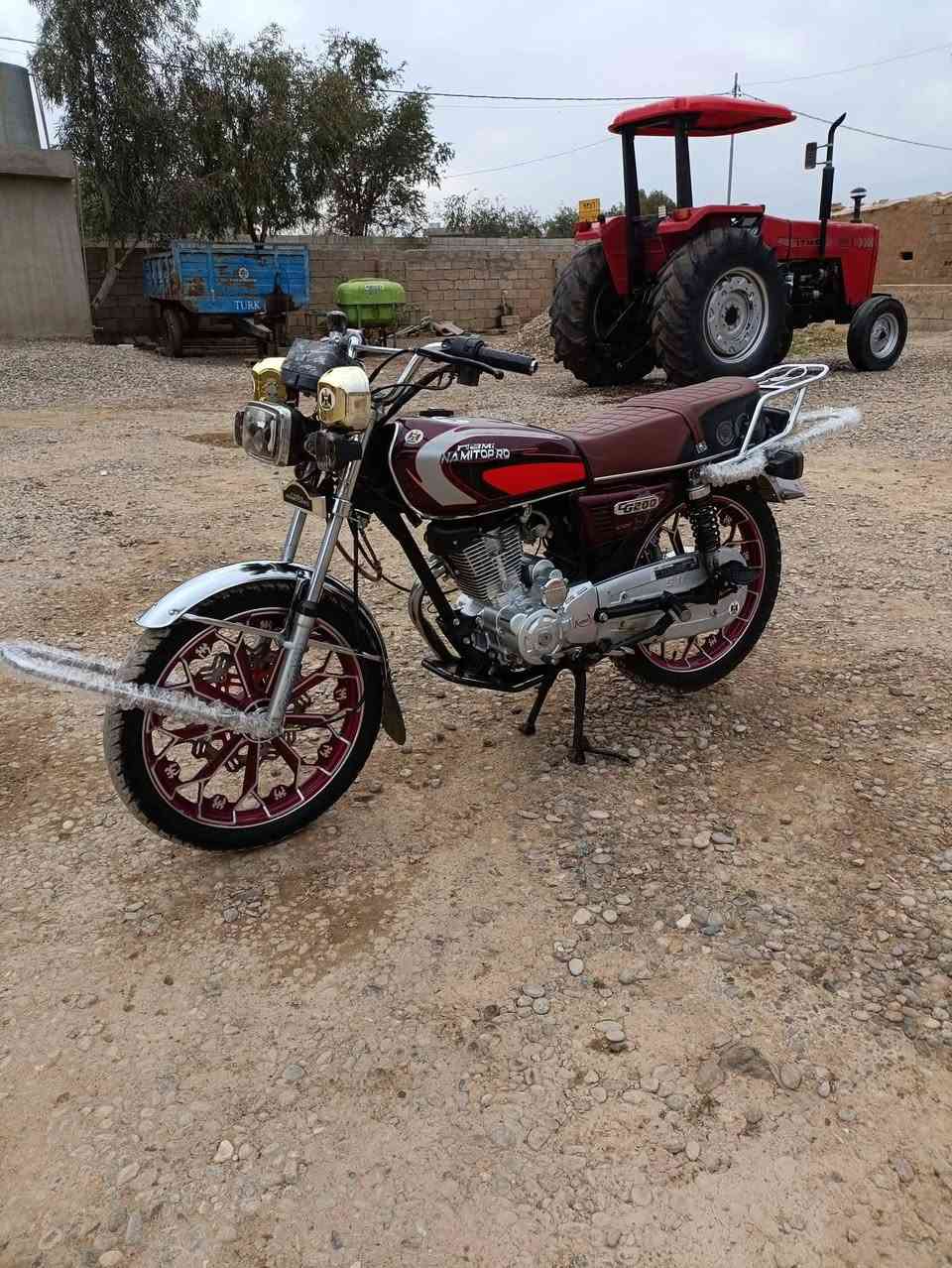 سلام عليكم اخوان دراجه لل بيع موديل ٢٠٢٤ محرك بلادي منفيس شغال  كامل سلف كهربائيات سعر 625 وبي مجال للطيبين استفسار ***********
