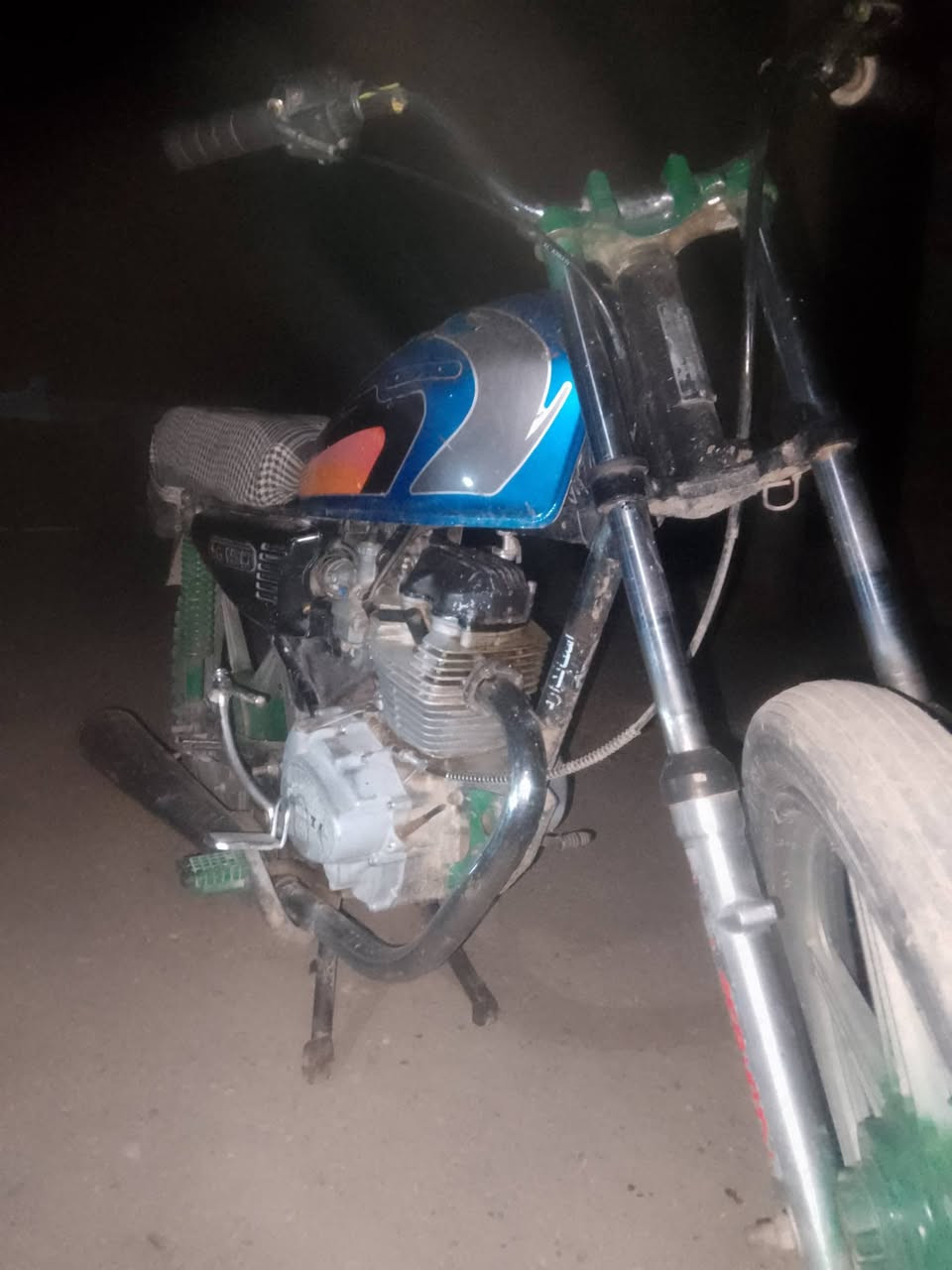 موطور البيع محرك نضيف سريع 5 كير سعر 175 بي مجال قيل


**إذا كنت صاحب هذا الإعلان وتريد حذفه لأي سبب، رجاءا أرسل رسالة إلى الدعم الفني**