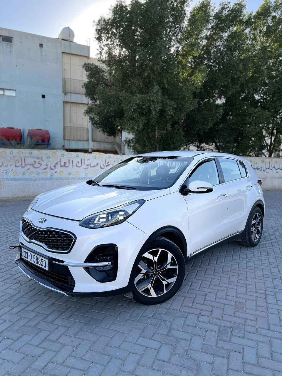 السلام عليكم
من رخصة الأدمن المُحترم..
للبيع سيارة كيا سبورتج موديل2022
كوري خليجي اصل .
كفالة عامة 
السيارة بدون صبغ ، مكينة گاز .
السيارة مكفولة من الدعامية للدعامية.
السيارة فوصل مواصفات عدى الفتحة 
مواصفاتها 1/1.
السيارة بأسمي تحويل ثاني يوم .
رقم السيارة بغداد 
موقع السيارة بغداد.
السعر 168 وبيها مجال للشراي .
للتواصل والاستفسار على الرقم فقط غير متواجد على الفيس 
الرقم / ***********
