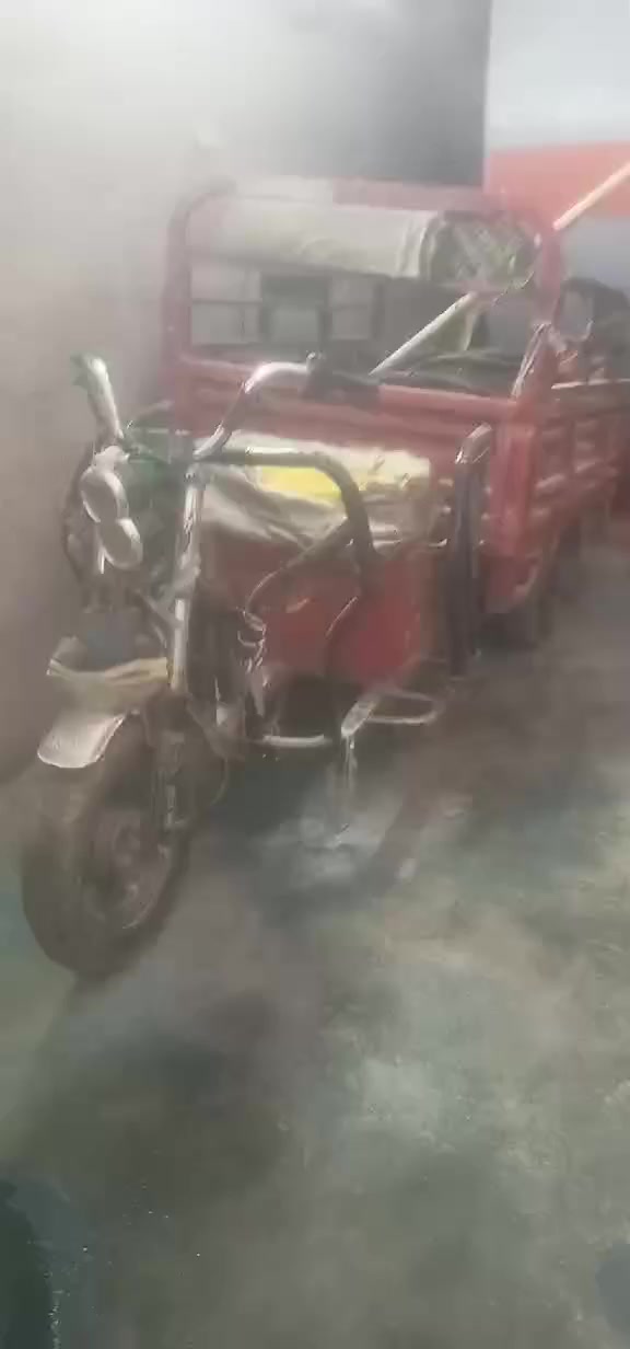 السلام عليكم  اخون عدي ستوته البيع شحن ما عرف علطله ضملك باتريات وماطور وعقل ورقم ***********
