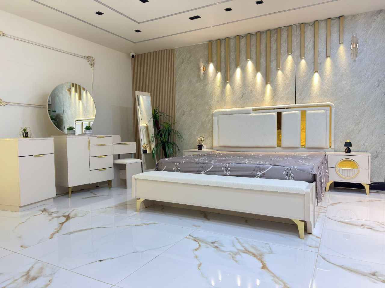 الغرف التركي
*موديل           كركر            الميتاليك*

*10 قطع             كنتور ملحق  340🎁*

❇️ قياسات ضخمه 
❇️ ميز تواليت عملاق
❇️ اللون الجديد المتميز 
❇️ السرير والشازلونه مخزن
⭕️ زجاج ذهبي مطلي   و   *مطّرش*

🆘 *الأطراف بروفيل*  🆘✨✨✨

❇️ المصنع الأصلي 
❇️ برغي حديد 

⭕️               *نقش MDF*         

السعر بْآلُخـآصٍ 
توصيل بغداد 
ۆاطراف 
محافظات بغداد, العراق


**إذا كنت صاحب هذا الإعلان وتريد حذفه لأي سبب، رجاءا أرسل رسالة إلى الدعم الفني**