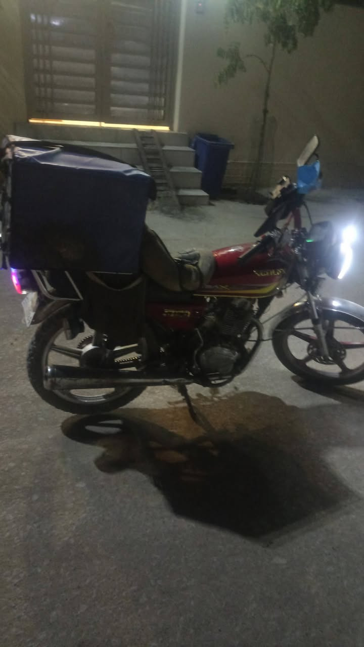 بارت موديل 19 بس محرك غراضه 26 كله جديد بيهه دبل اشاره حساس بريك كله جديد بيه تايرات وياله سلف هندر هورن كله جديد سعره 600 معه المجال القليل رقمي وتساب او اتصال ***********♥️😍
