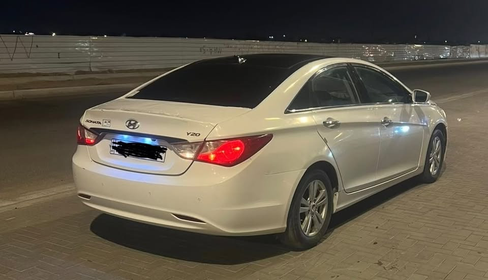 سلام عليكم

سوناتا مديل 2014 اصل

 سياره شرط كارتون بعده بريحت شريكه

 ادوات ادوات 

كصه جنطه دخول جديد  سياره جديده كلش احله من صور جاهزه

 من كلشي مكينه كير كفاله 

تبريد ثلج حداده

تايرات جدد مكينه 2000  دوش بانزين بانزين اصل

  لد امامي دواخله زيرو

  متوم شمالي نكليزي 

هاتف ***********

مكان بصره
