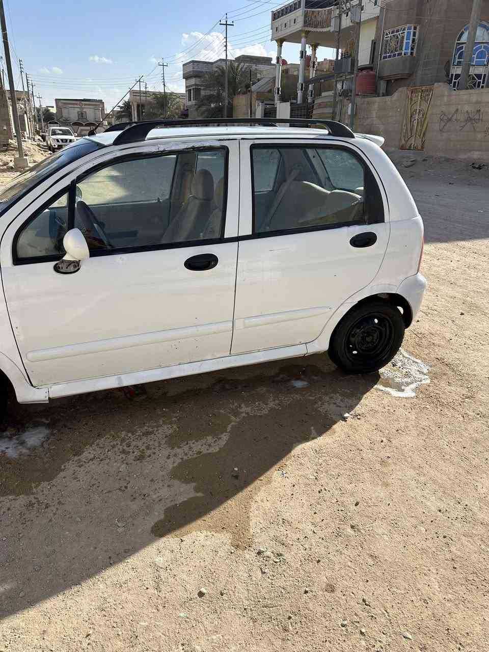 كيو كيو 2013 رقم انكليزي ل 2030 تنتهي سنويتها كير جديد ومحرك تمام والبدي ماشي وضعه تبريد يشتغل تايرات جدد كير اوتوماتيك
السعر 27 وبيها مجال 
***********
