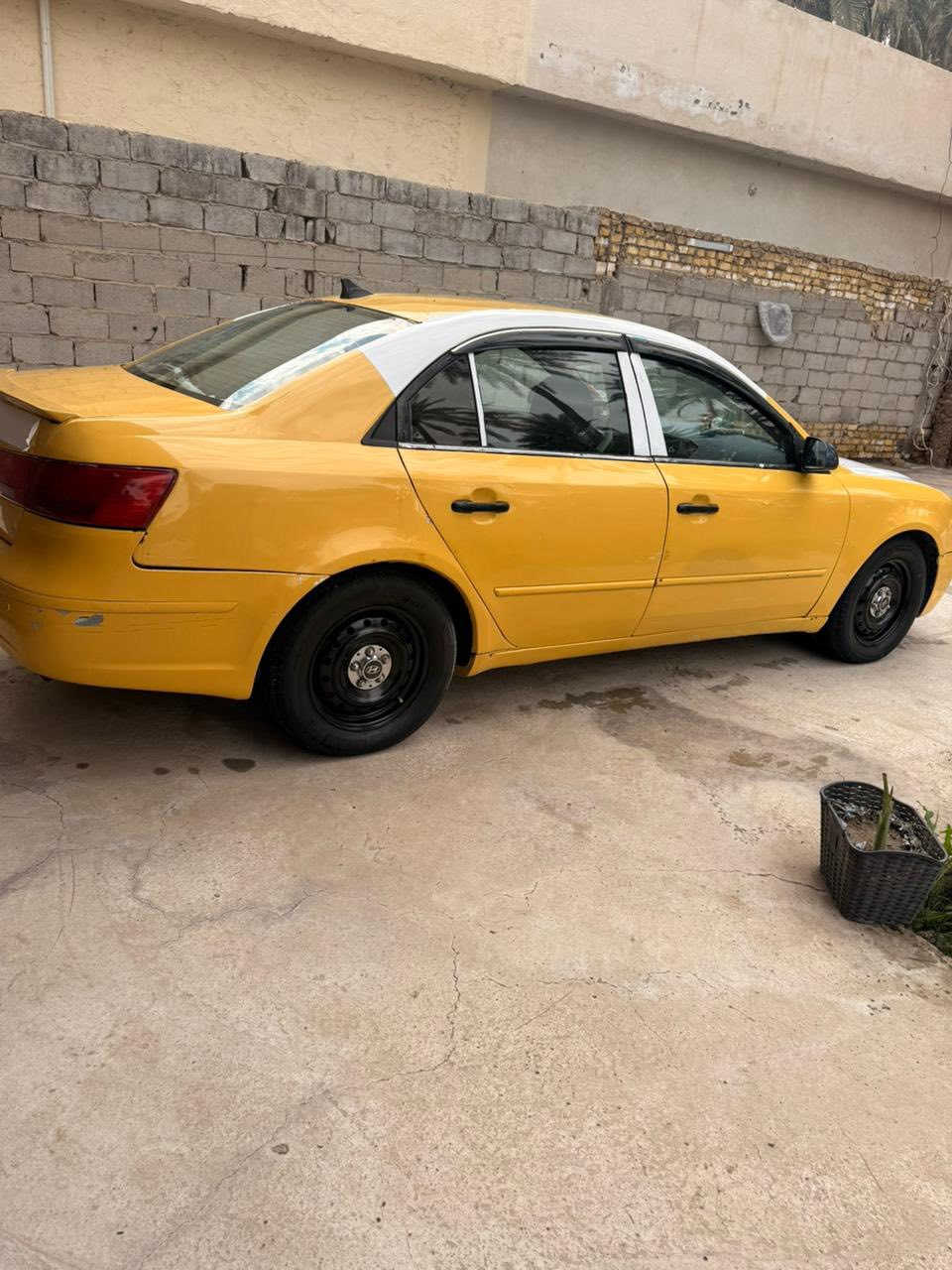 سلام عليكم سوناته موديل 2010امريكي محرك وكير مكفولات محرك 2400 دوش جاملغ خلفي وبيها تلحيضات بسيطه شواصي والغوده كفاله رقم بابل بسمي سنويه 2030مصفره هيه وغرمات مكان السياره بابل سعر 82وبيها مجال 
***********
