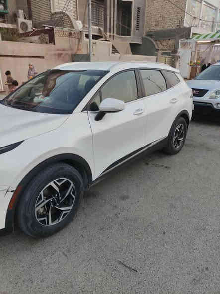 سبورتج موديل 2023 بأسمي
ماشية
مكينه 2000 دوش
هاند بريك بصمه
شاحن واير ليس 
شاشه 
كامره دواره
دشبول ايباد
قطعتين تبريد
حساس امامي وخلفي 
لايت زينون + LED
كشافات زينون
لايت LED
ويل كب 19
شفتات مقود
مثبت سرعه
نظام مانع الانزلاق 
نظام نزول منحدرات
درايف مود SMART/SPORT/Eco/NORMAL
اشاير بل مري والمري قابله للطي
مخارج USB / تايب سي + مخرج كشن تايب سي 
 الكشنات جلد تدفه وتبريد
 ضرر بابين جها اليمنا أثر دحجه وشبر صبح بلجاملغ الخلفي أثر شخط وشبر بلجاملغ الأمامي أثر شخط مو ضربه

السعر ١٨٠ وبيه مجال 
مكان السيارة الكوت قضاء الحي 
للإستفسار ***********
