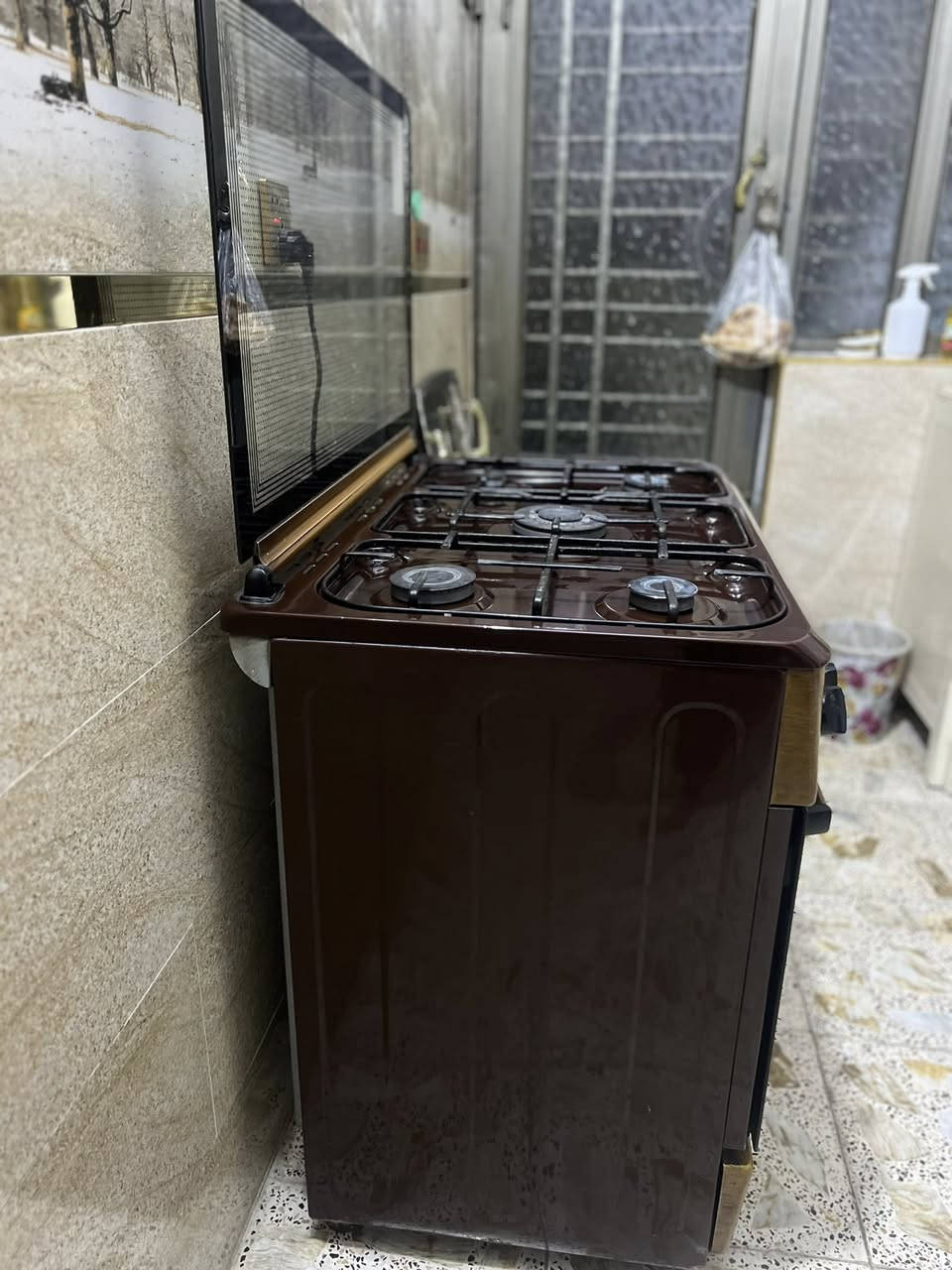 غراض بيت نضيفه للبيع اسعارها حلوه مناسبه مكاني بغداد جديدة سريع محمد القاسم خلف مجمع الزهور ***********
