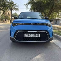 كيا صول موديل 23 لون مميز تو كلر ( قمارة اسود )  حادثها جاملغ امامي وب...