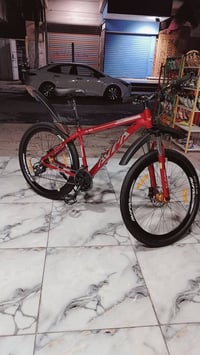 وبركاتة بايسكل للبيع فقط بريك ما بيه البقيه كله شغال نضافه 100 بلميه ن...