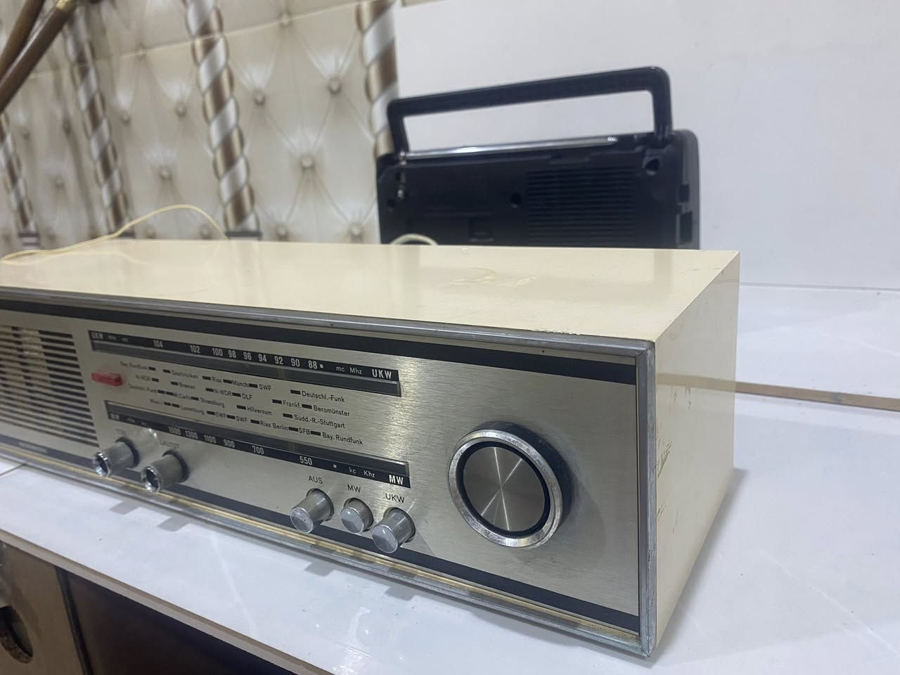 متوفر راديو نضافه تامه 
يوجد توصيل 
تواصل خاص


**إذا كنت صاحب هذا الإعلان وتريد حذفه لأي سبب، رجاءا أرسل رسالة إلى الدعم الفني**