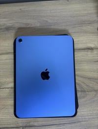 Ipad 11 a16  ايباد 11 a16   اللون بحري  الذاكرة 128  البطارية 100   عد...