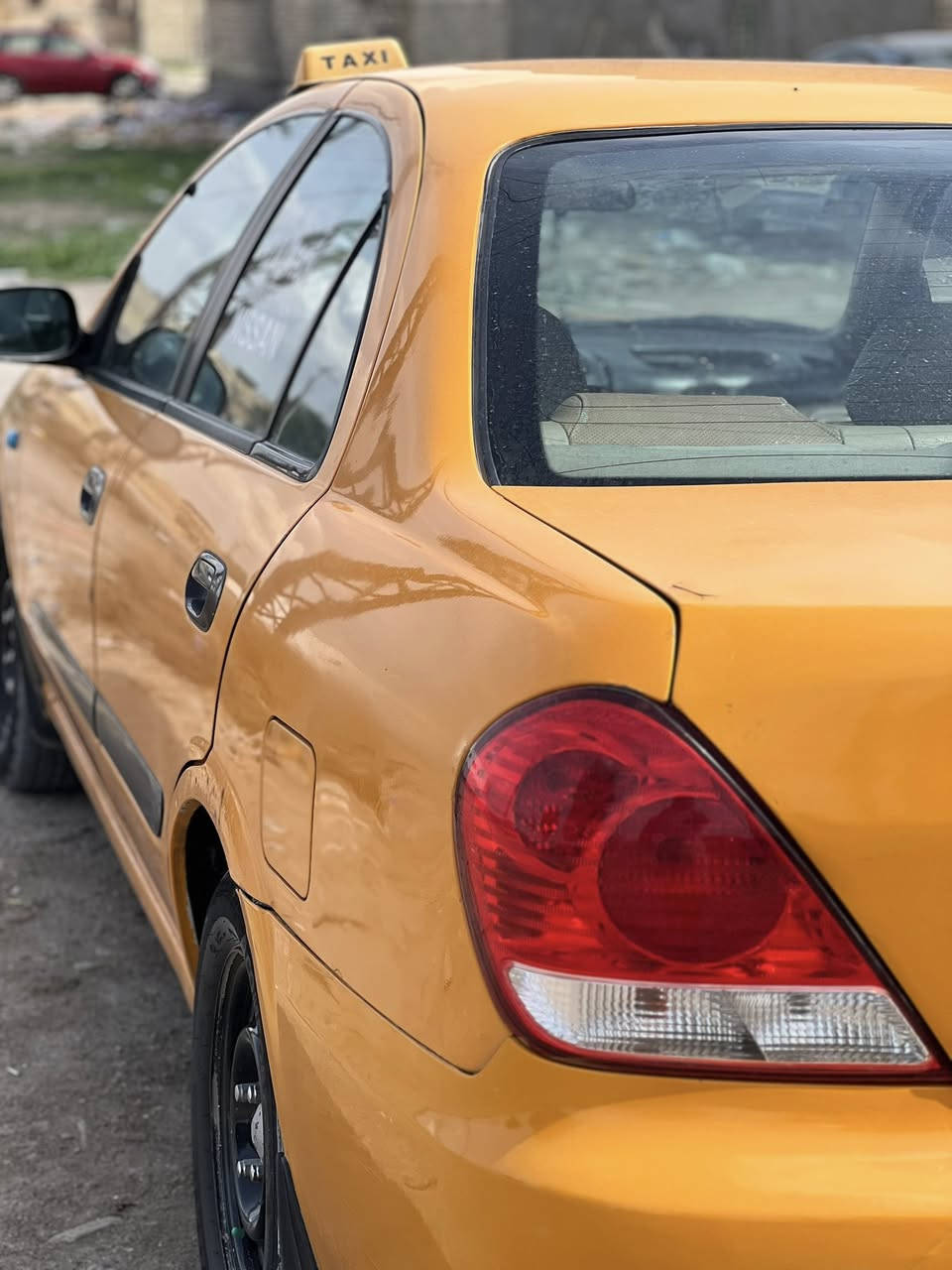 سلام عليكم  نيسان سني ٢٠١١ محرك قبغ ابيض السياره مصبوغه عام مكفوله من الكصه والضربه القويه بيها ضربه بلجنطه وضربه بلجاملغ الامامي من جهة السايق معدل نفسه السياره خير من الله عايزها صدر صدرها نص عمر السعر 78 للاستفسار اتصال على الرقم *********** واتساب او رصيد
