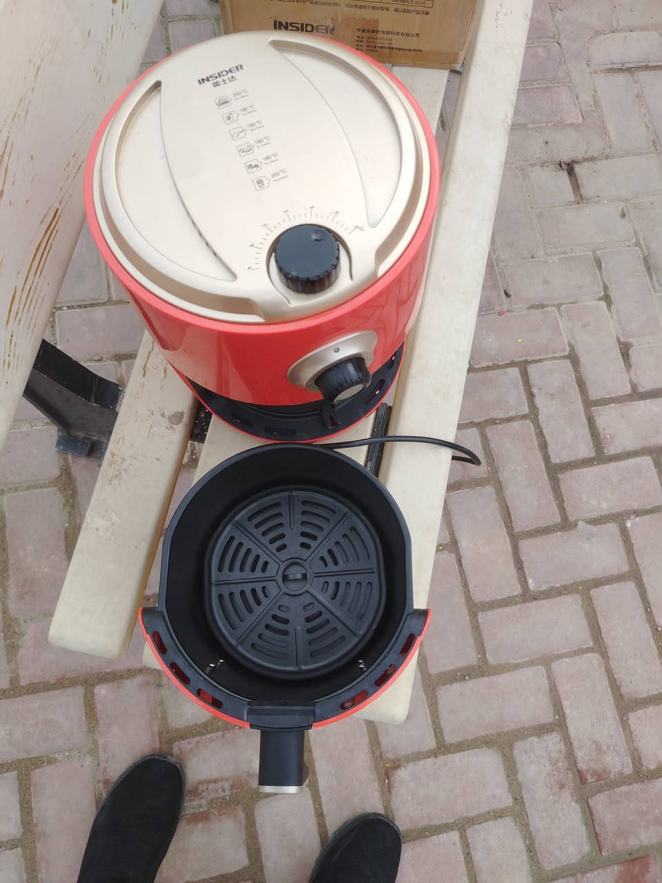 السلام عليكم قلاية هوائية للبيع اخو الجديدة سعرها مناسب جدا ٢٠ الف فقط


**إذا كنت صاحب هذا الإعلان وتريد حذفه لأي سبب، رجاءا أرسل رسالة إلى الدعم الفني**